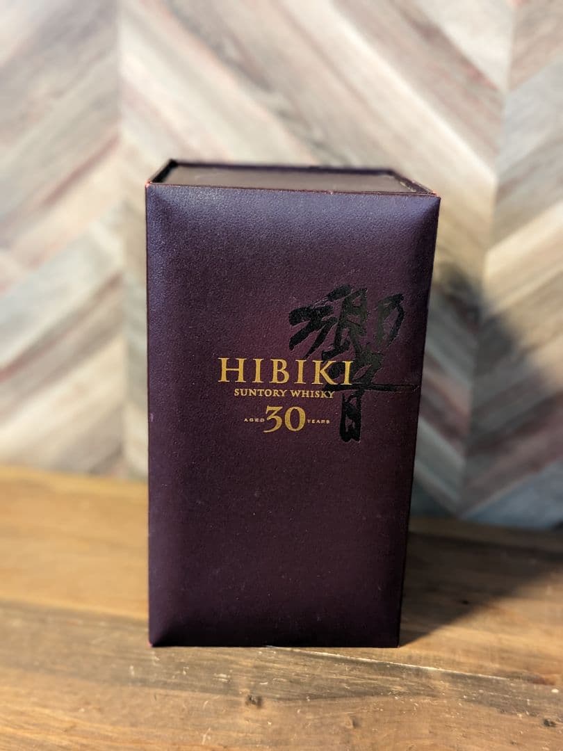 サントリーウイスキー響30年　空瓶
