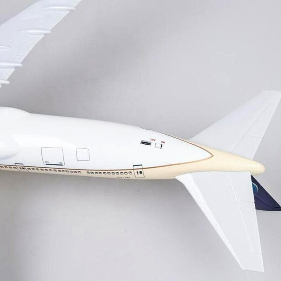 模型飛行機 サウジアラビア航空 LED 光る インテリア置物 コレクション