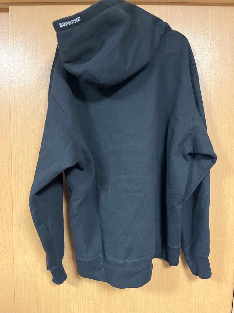 SUPREME ツノパーカー