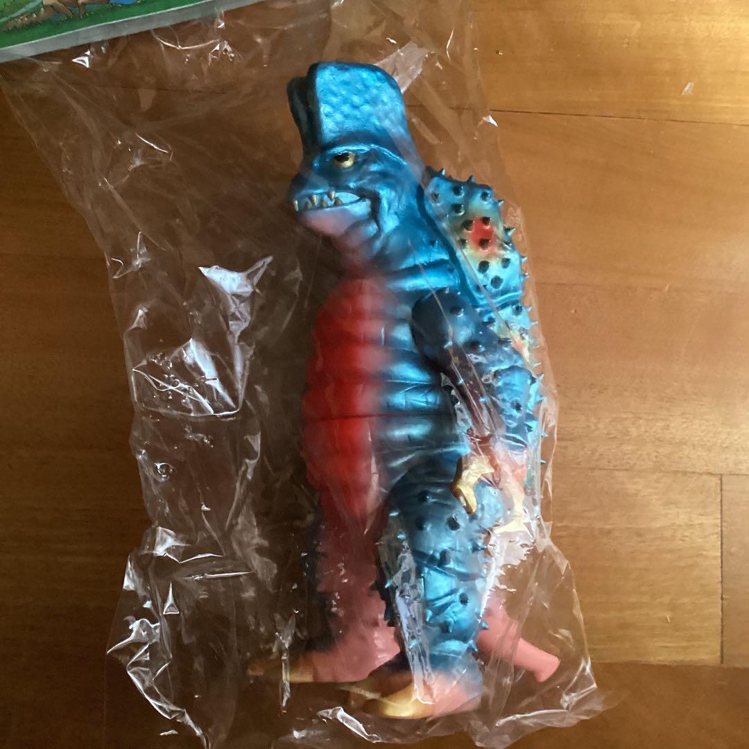 BULLMARK &怪獣郷　キングマイマイ成虫&幼虫セット　新品未開封　現状渡し