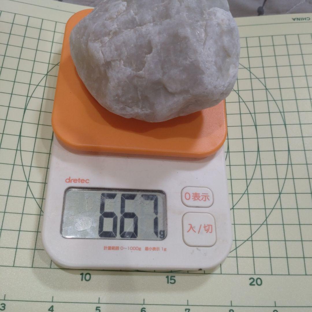 糸魚川産?天然白翡翠原石