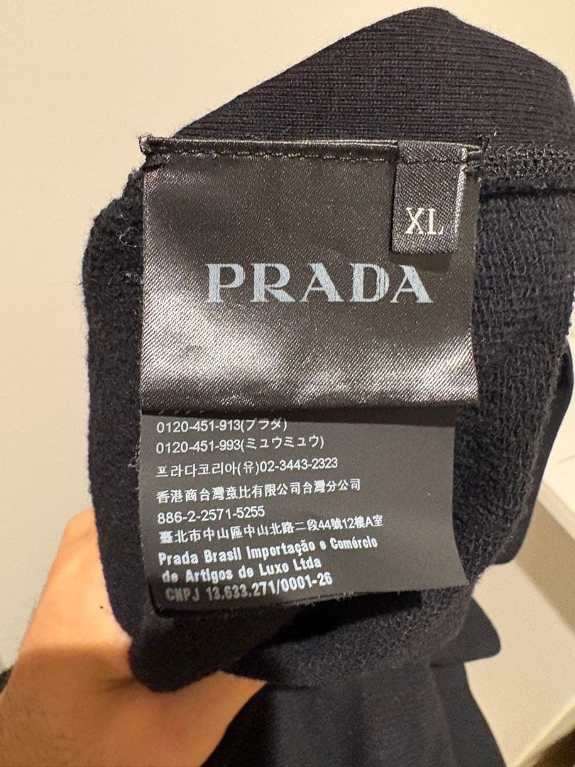 PRADA ブラック フード付きパーカー XL