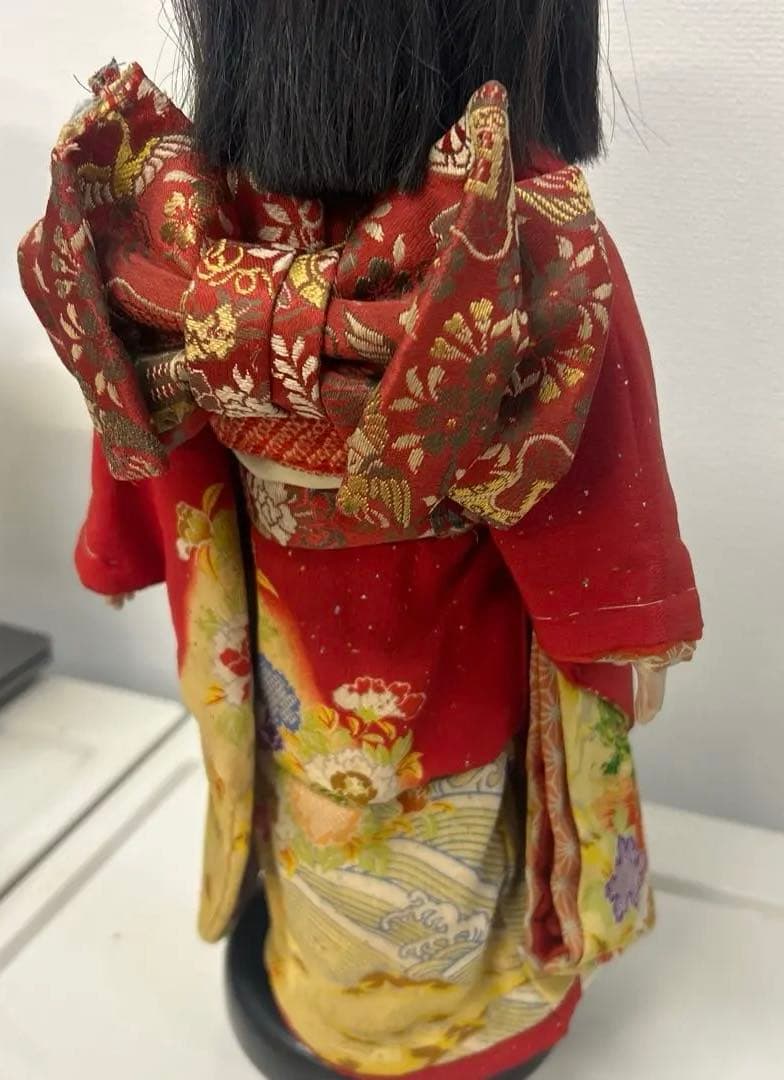 市松人形 赤い着物