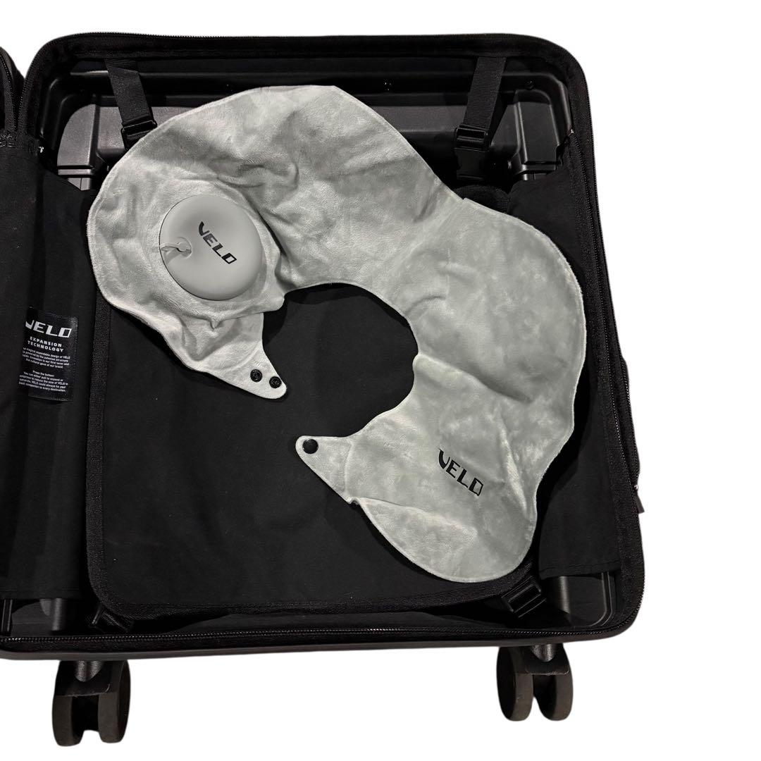 VELO 伸縮キャリーカート／容量調整可・4輪キャスター・ブラック