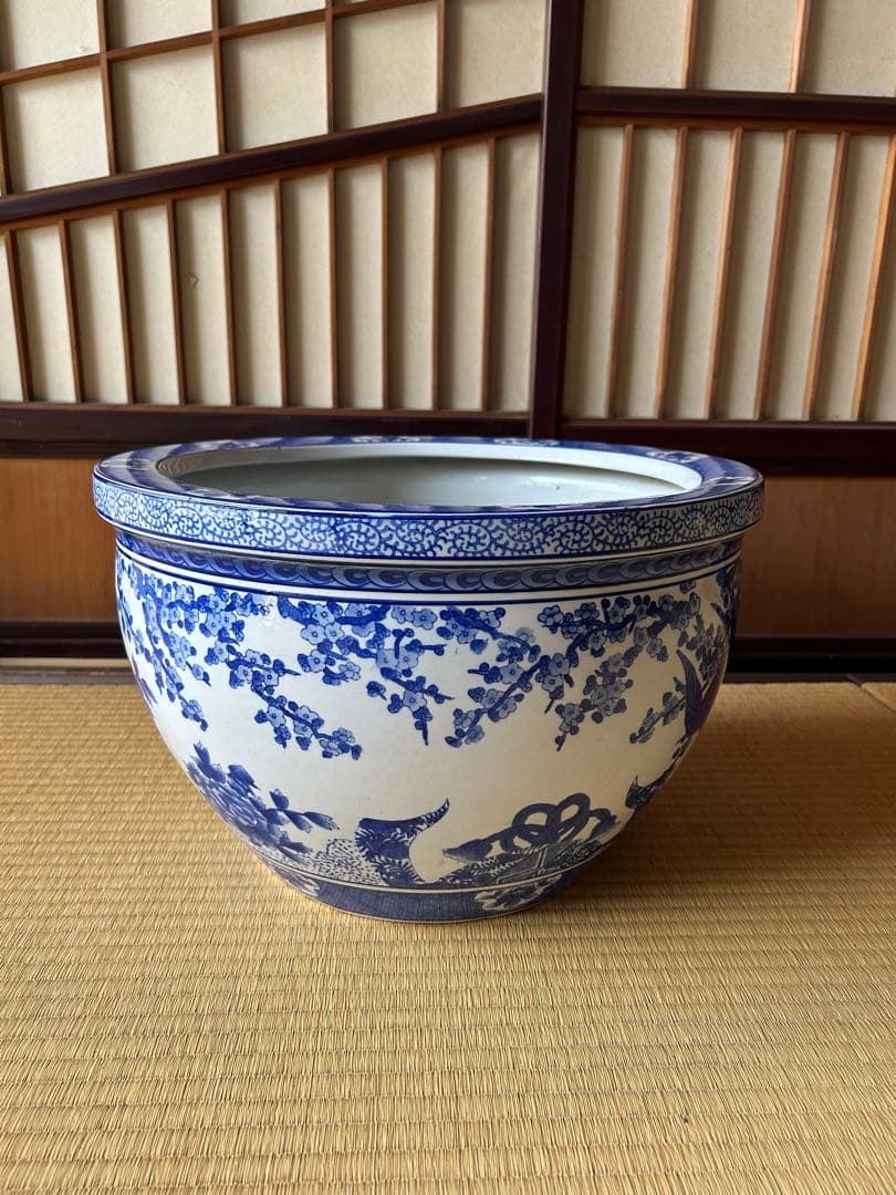 染付唐獅子牡丹花鳥図火鉢(直径約40.5cm) 火鉢　　メダカ鉢　金魚鉢