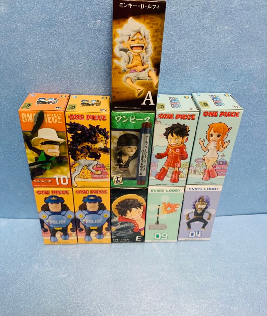ワンピース ワールドコレクタブルフィギュア11個まとめ売り