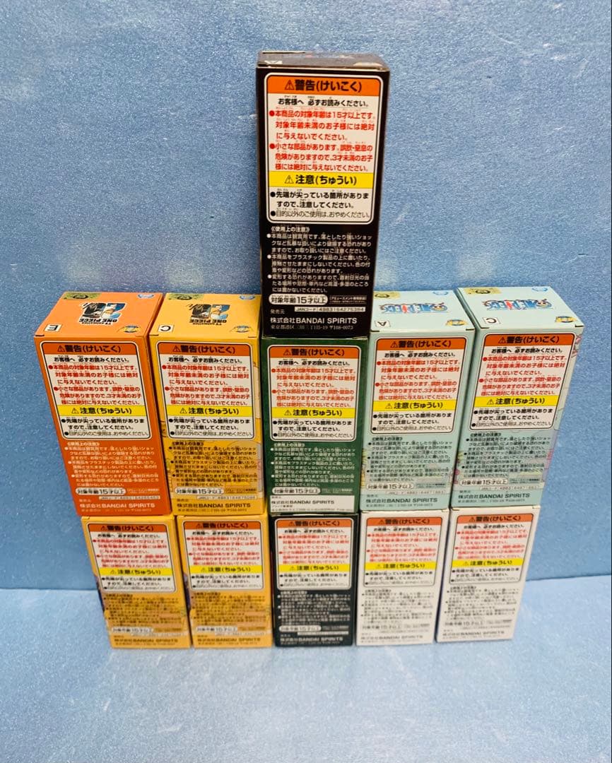 ワンピース ワールドコレクタブルフィギュア11個まとめ売り