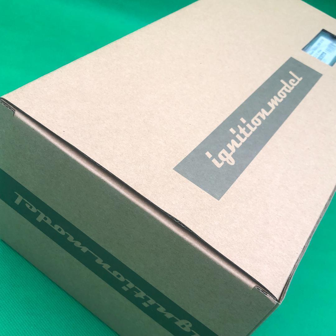 イグニッションモデル　1/18　ニッサン　Skyline 2000 GT-ES