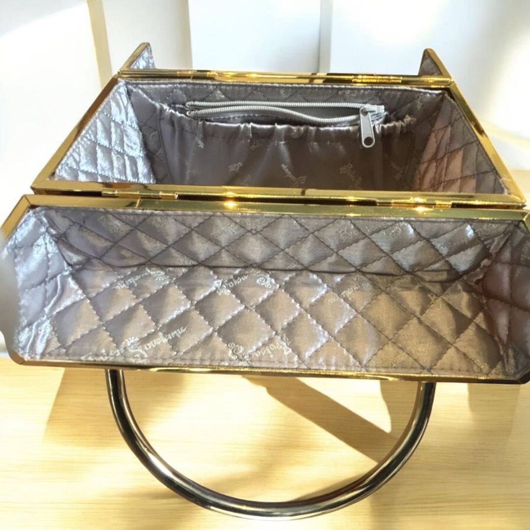 【美品】ボルサソベラナ　バニティバッグ　ハンドバッグ　Red×Gold