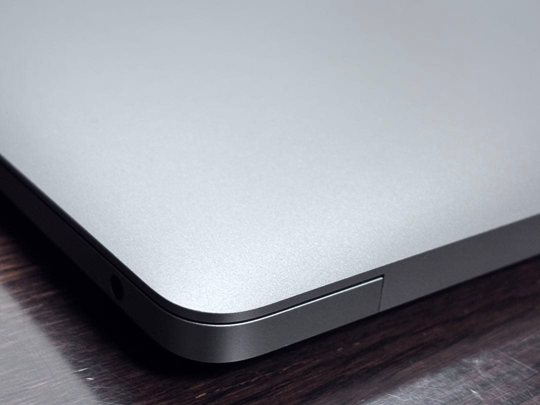 MacBook Air 13-inch 2020年 スペースグレイ