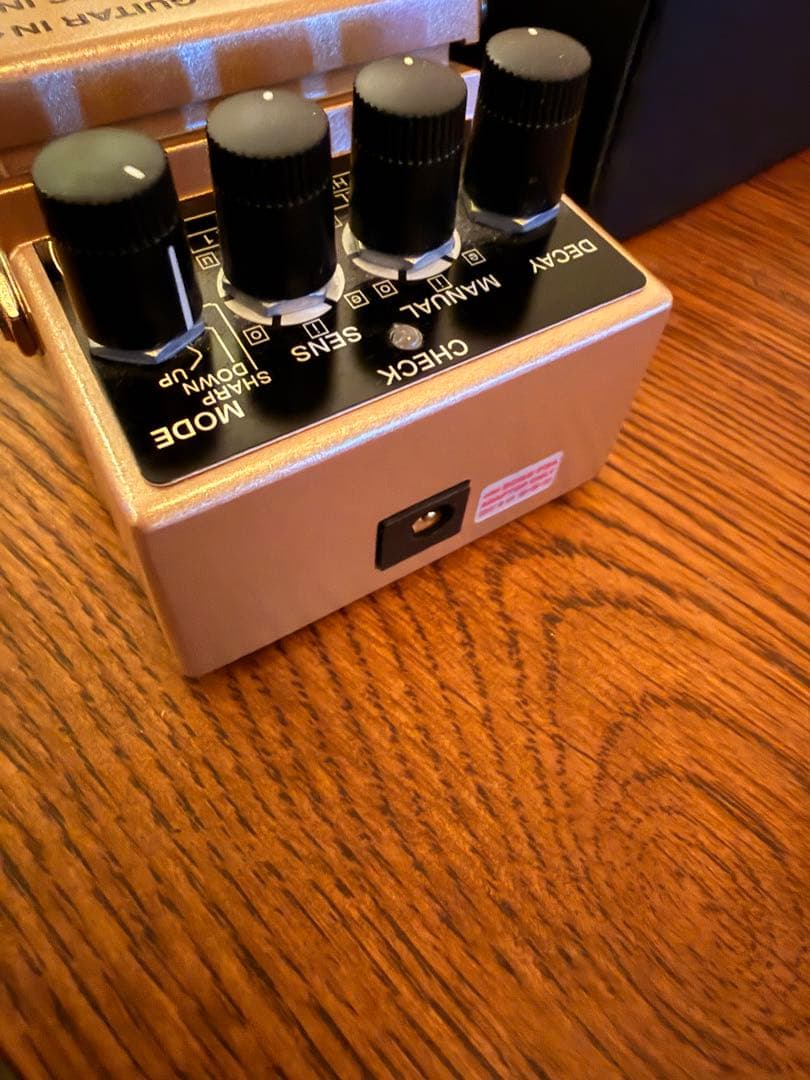 boss AW-3 ダイナミックワウ　オートワウ　エフェクター