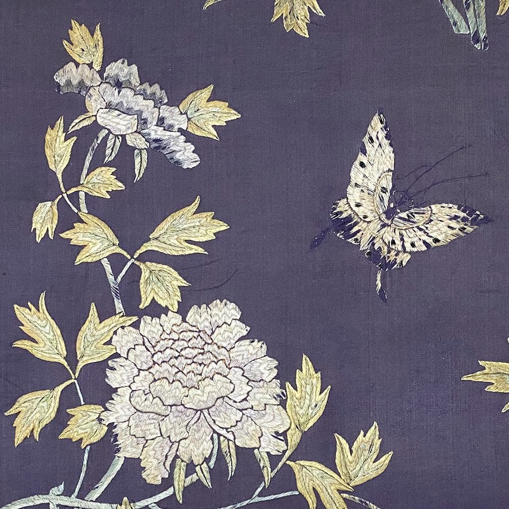 【繍】　★ 衝立 花蝶図繍片 ★　時代物　蝶々 花卉 刺繍文様　明清織繍