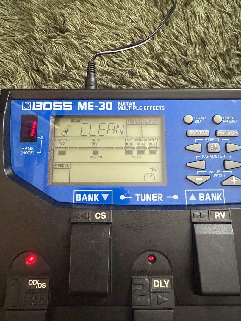 BOSS ME-30（取扱説明書、ACアダプター、エフェクトボード付属）