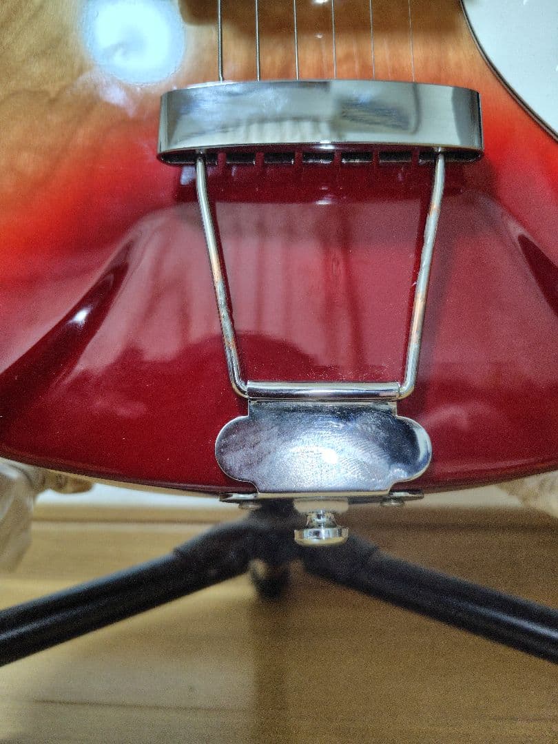 モノグラム　Rickenbacker 330 タイプ