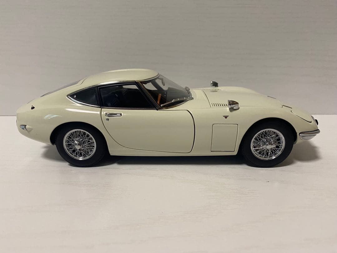 1/18 オートアート TOYOTA 2000GT ワイヤースポークホイール