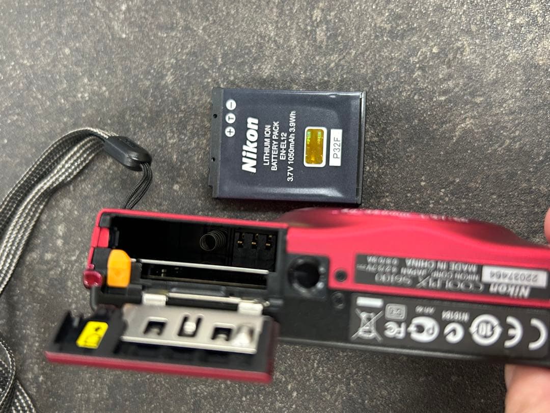 ニコン クールピクス コンパクトデジタルカメラ S6100