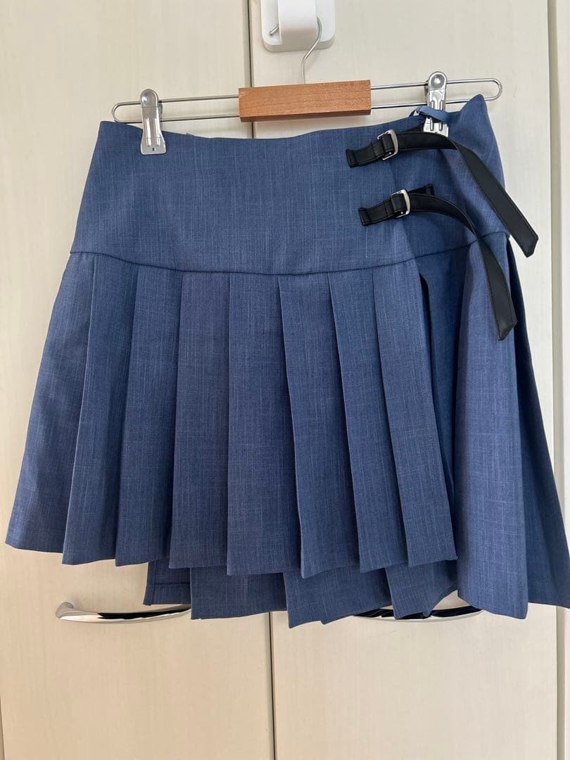 モ*ン様 AULA AILA プリーツスカートレイヤードパンツ