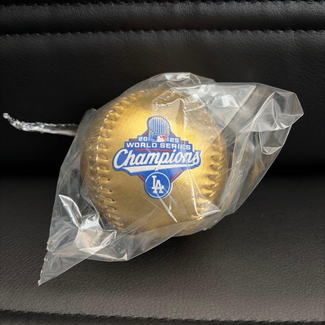 C*す様 【最新版】11/7発送2025年ドジャース ワールドシリーズ優勝記念ボ