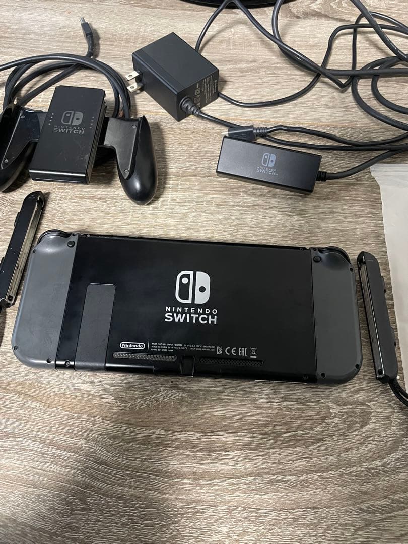 Nintendo Switch 本体 付属品あり 箱無し 動作確認済み