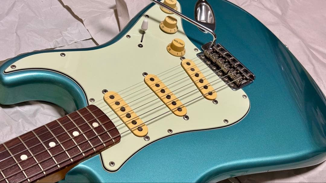 フェンダー ジャパン ST62-70TX US Lake Placid Blue