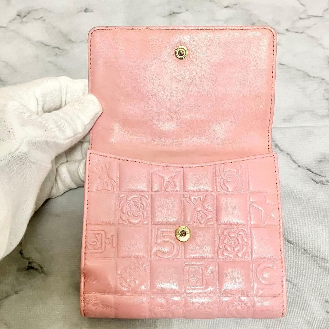 月*様 【良品】CHANEL（シャネル）アイコンシリーズ 二つ折り財布