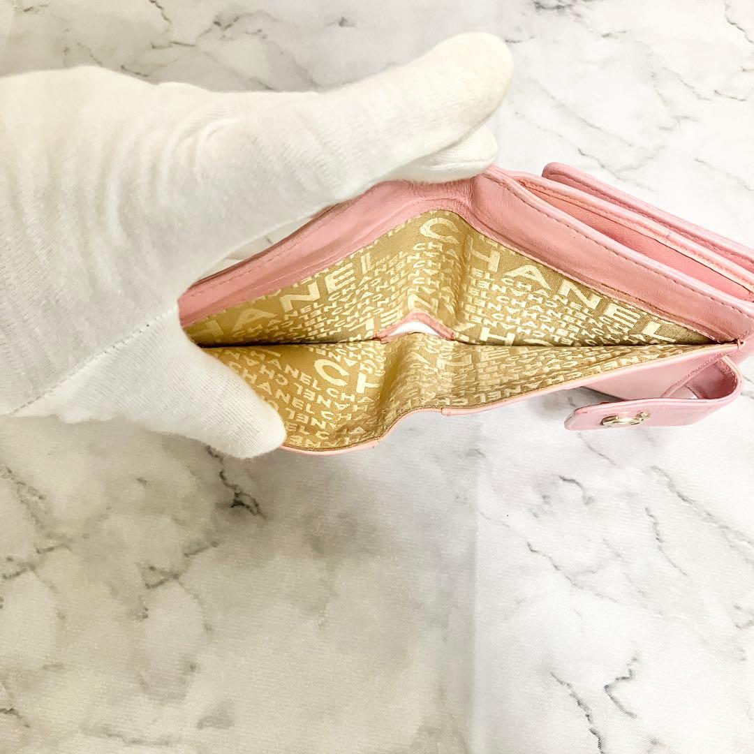 月*様 【良品】CHANEL（シャネル）アイコンシリーズ 二つ折り財布