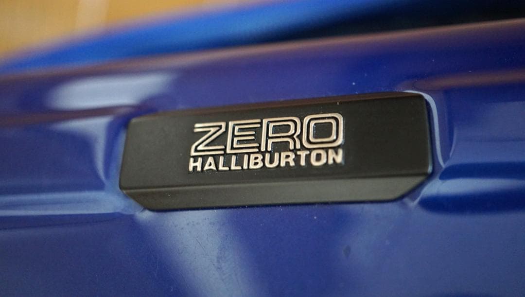 ゼロハリバートン ゼロエアー ZX223　 57L　4輪　超軽量！TSA　 青