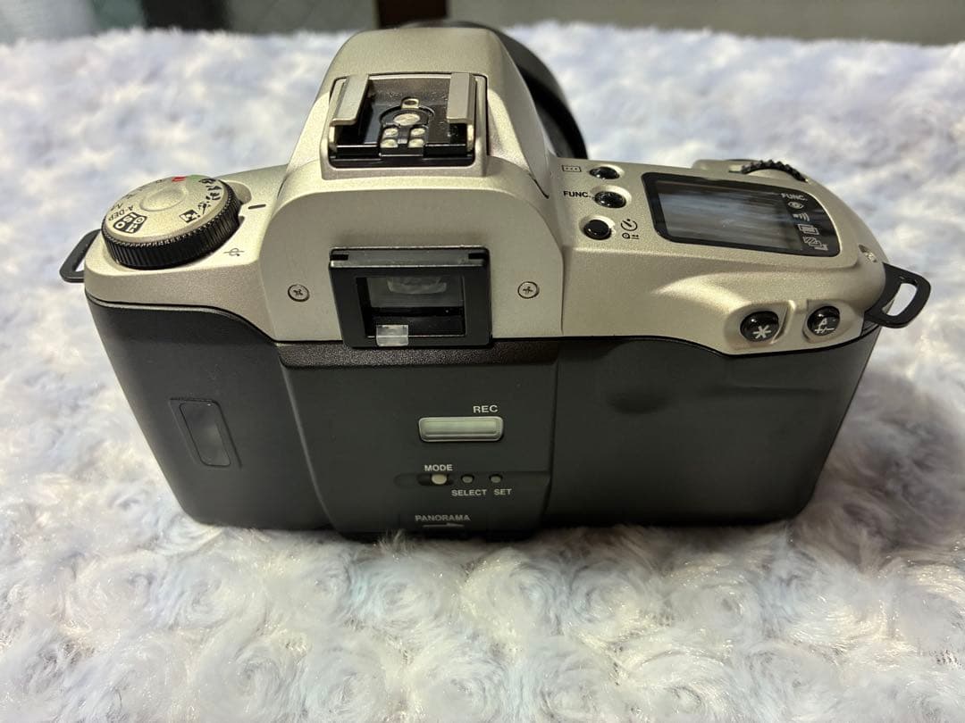 Canon キャノン EOS Kiss 一眼レフカメラ