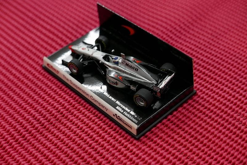 ミニカー McLaren MP4/12 + サスペンションスプリング