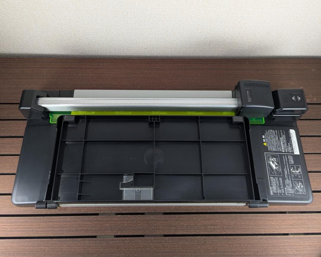 カール裁断機 ペーパーカッター ディスクカッター スリム A4 DC-F5100