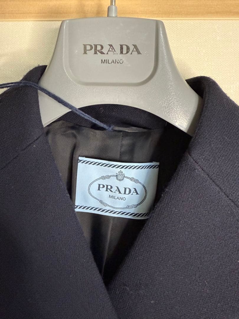 PRADA ネイビーダブルブレストコート