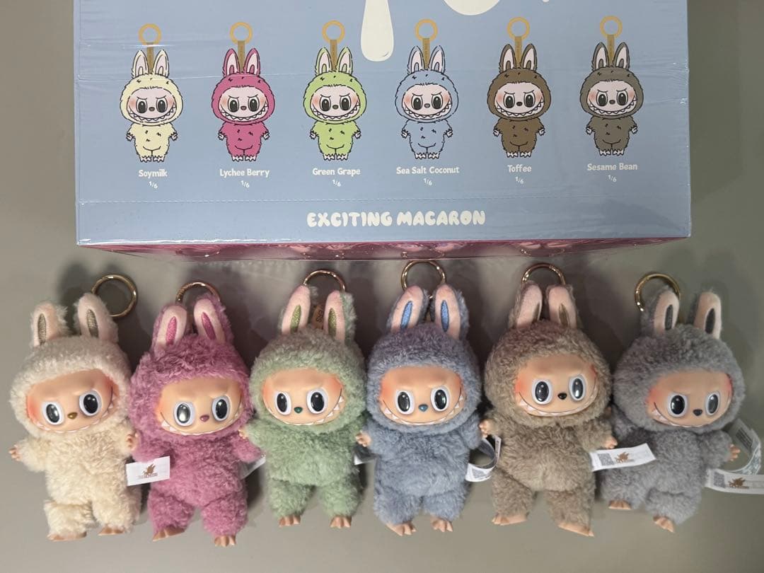 【正規品】POPMART ラブブ　Exciting Macaron ６体セット