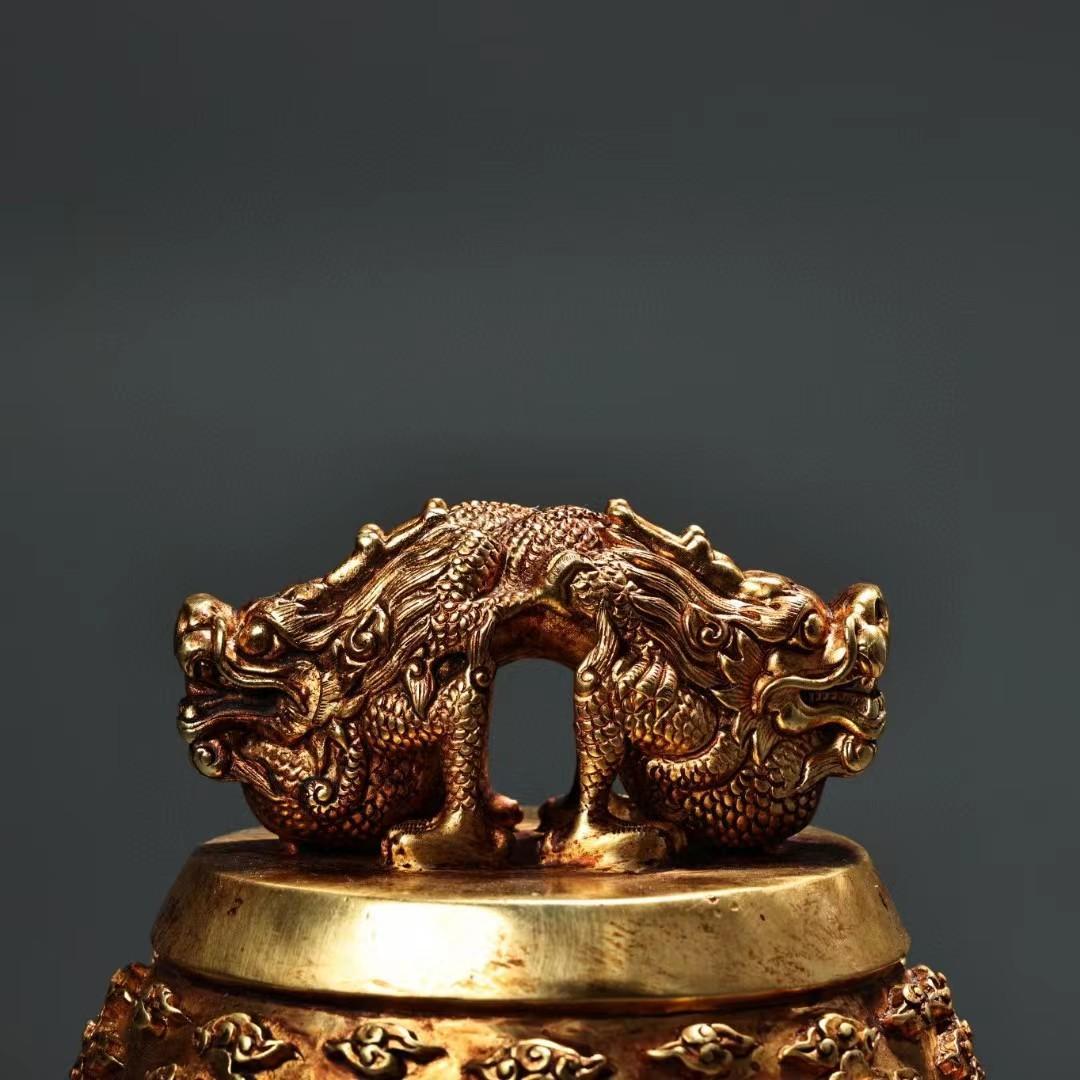 中国古美術・旧蔵鎏金盘龍龍頭付きの鐘・純銅細密彫・純手作り・高浮彫・置物・漆箱付