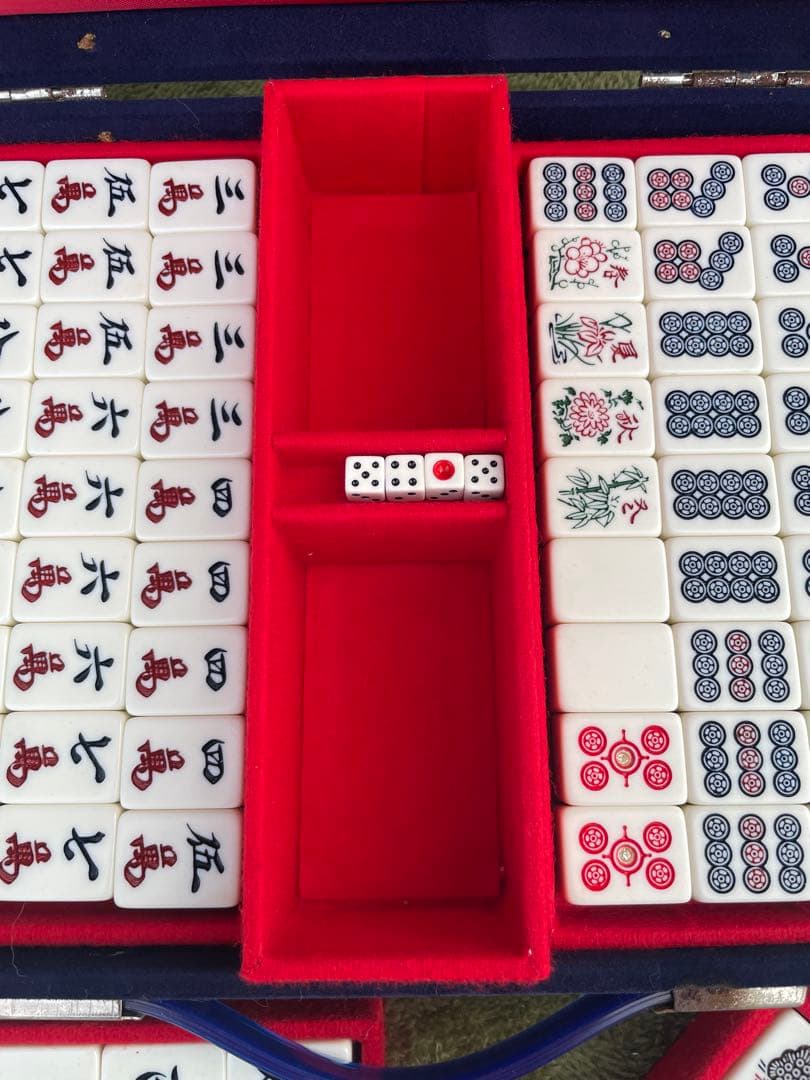 任天堂　役満ブルー　麻雀牌　牌綺麗　練り牌　青　ダイヤ牌