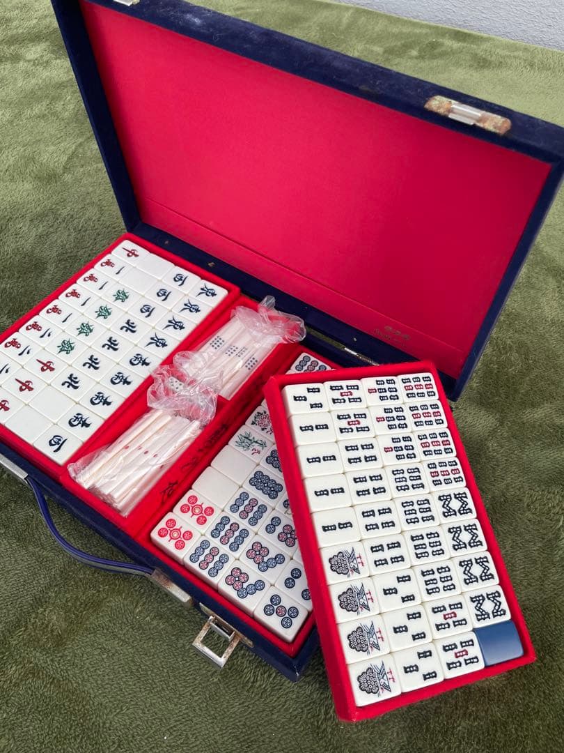 任天堂　役満ブルー　麻雀牌　牌綺麗　練り牌　青　ダイヤ牌