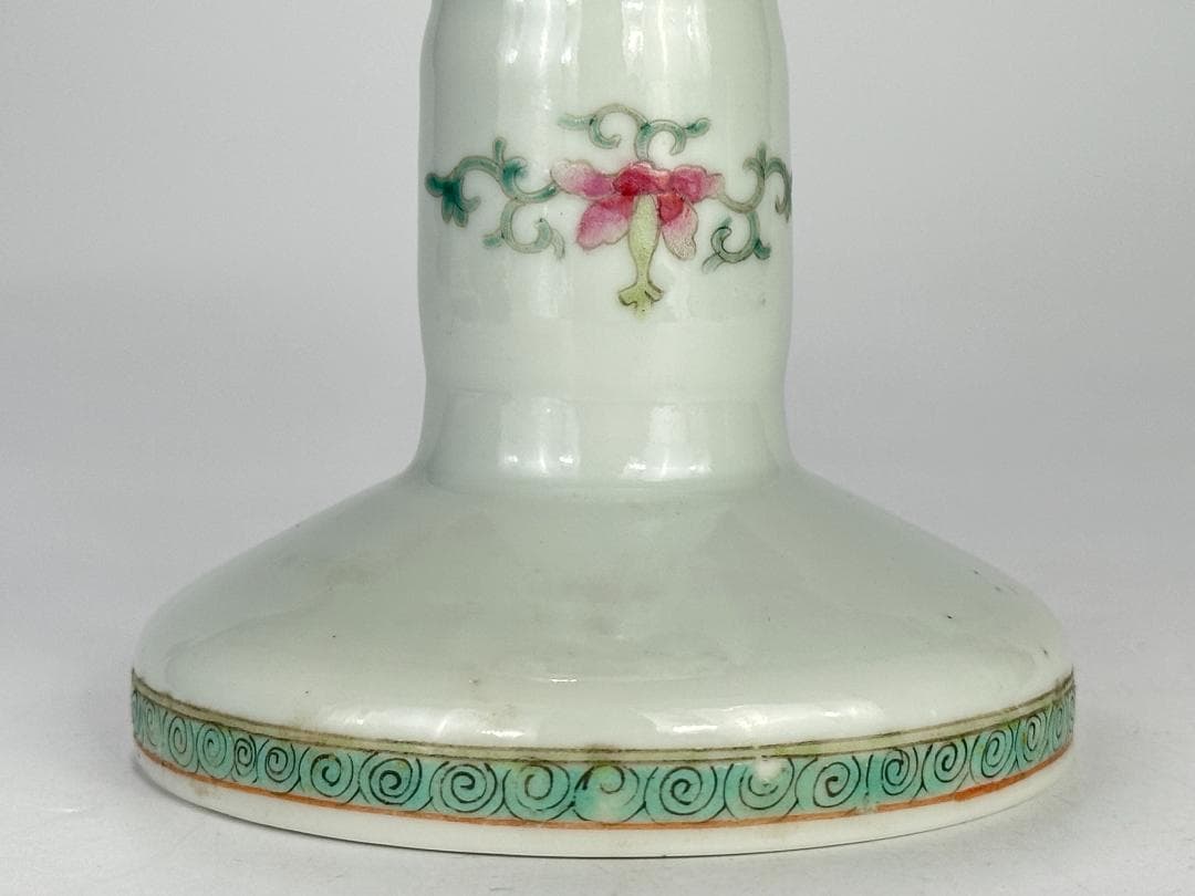 中国美術　清朝　清代　粉彩花卉文燈台　燭台　時代物　唐物　古物　旧蔵家出し