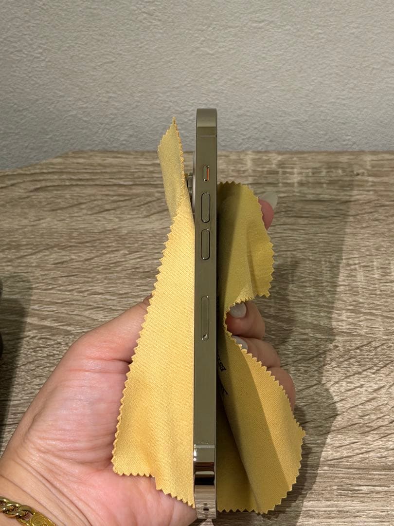 T　美品★iPhone14pro IOS16