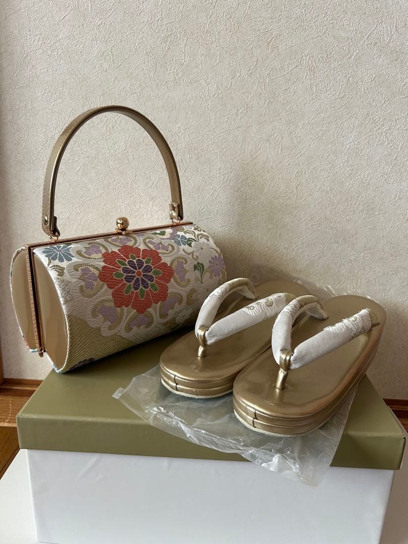 和装 成人式 バッグと草履のセット
