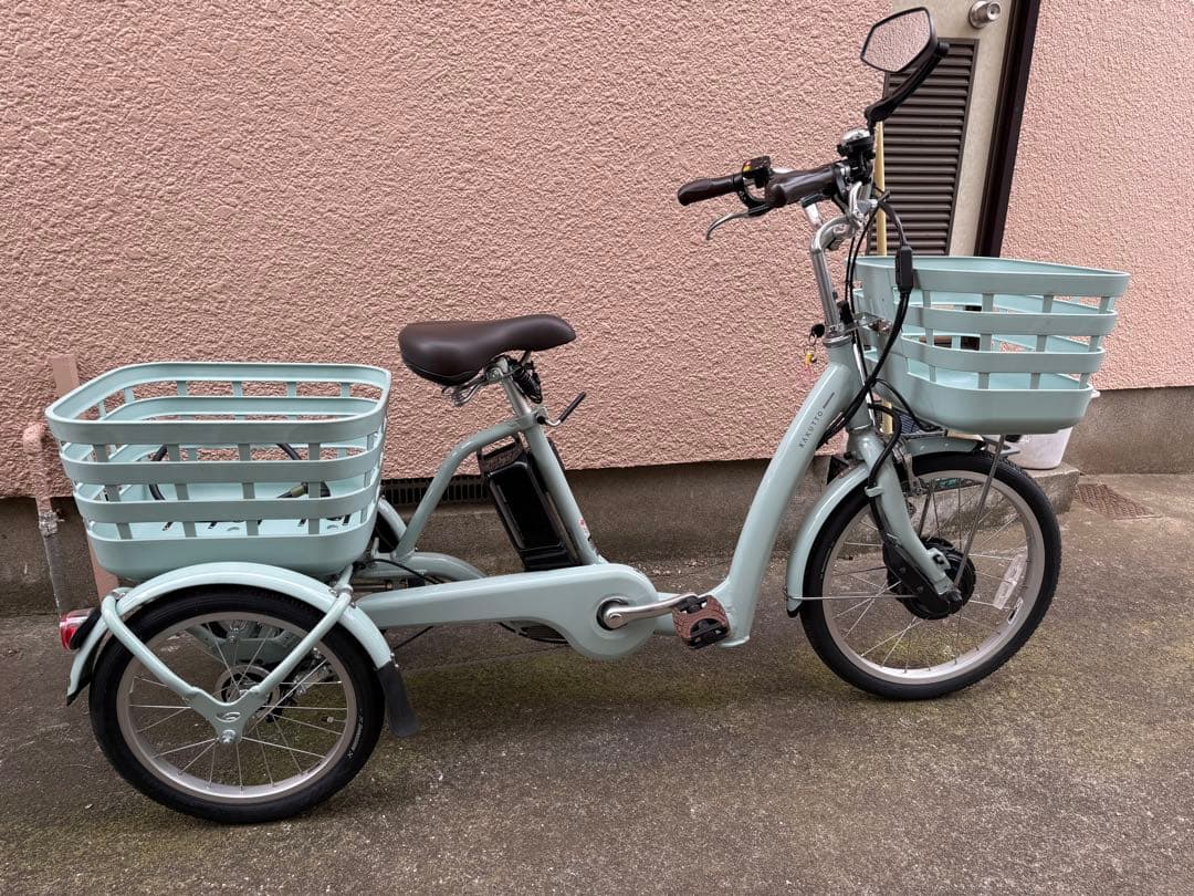【美品】ブリヂストン ラクットワゴン 電動三輪自転車 充電器付　ミントグリーン