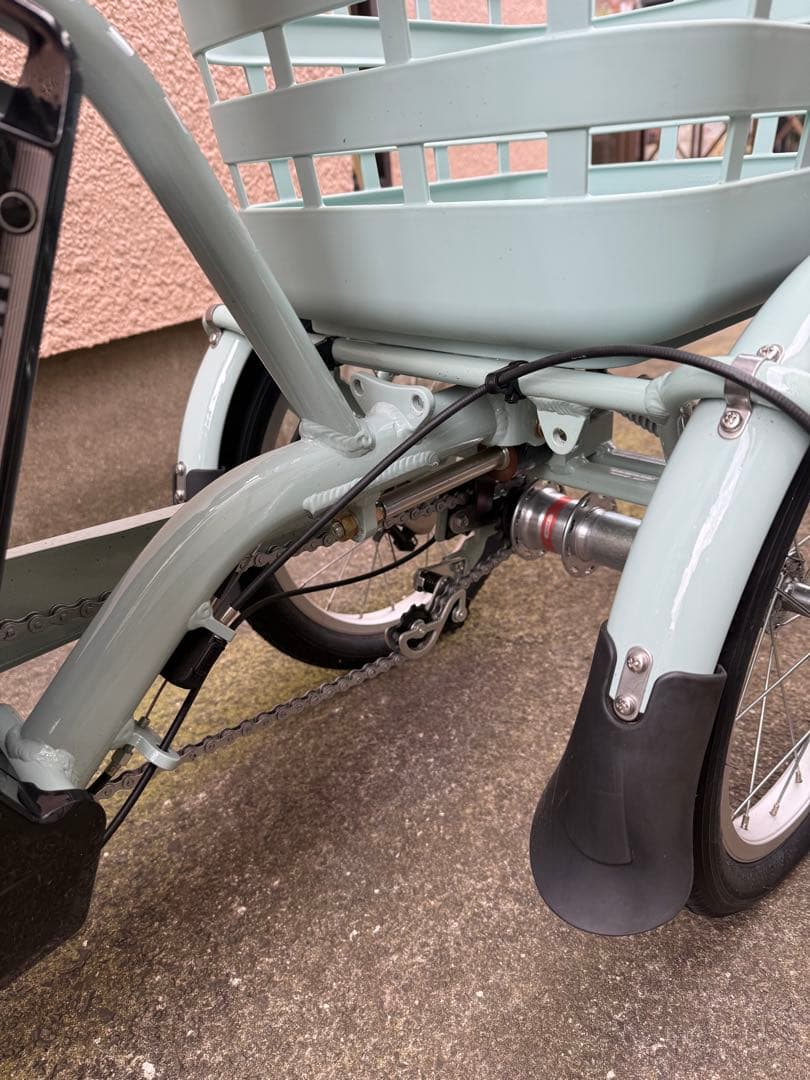 【美品】ブリヂストン ラクットワゴン 電動三輪自転車 充電器付　ミントグリーン