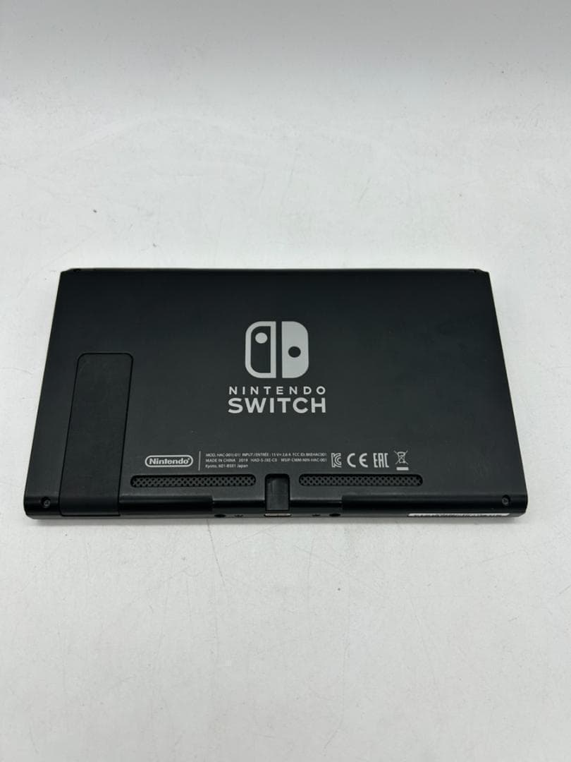 NintendoSwitch スイッチ　本体のみ　動作良好　2019年製5