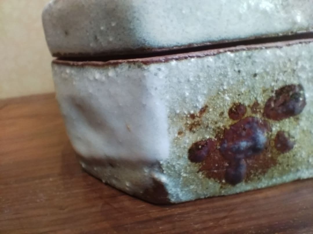 清水保孝作 清水焼 八角蓋付小物入