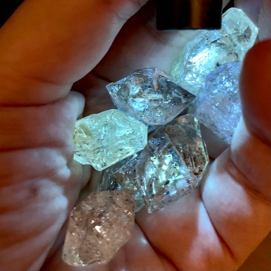 ペトロレアムクォーツ(特大)5個セットy-1/蛍光水晶