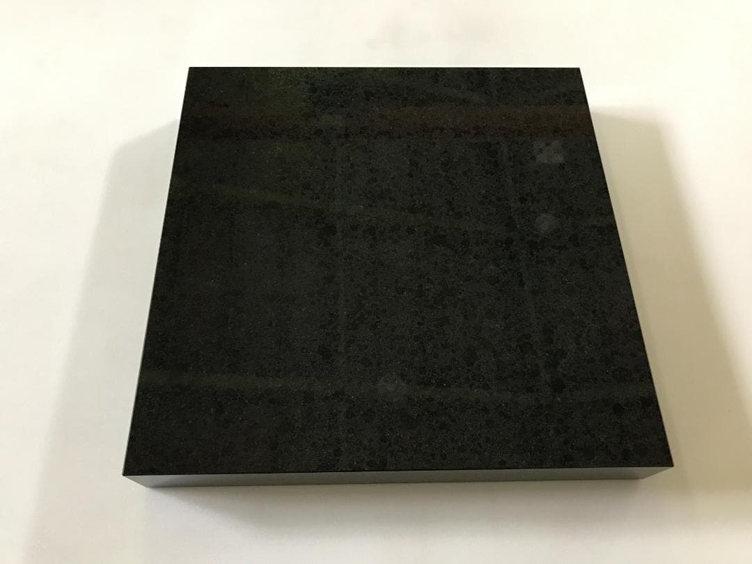 高級 天然黒御影石 オーディオボード●400×350×30●5面磨き● 送料無料