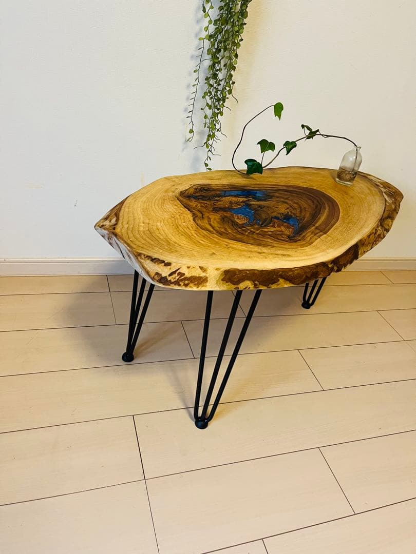 レジンテーブル　輪切りテーブル　一枚板テーブル　サイドテーブル