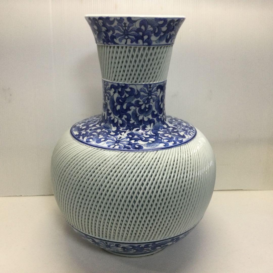 ☆値下げ！有田焼　網目　花瓶　壺　青　白　陶器　豪華！昭和レトロ