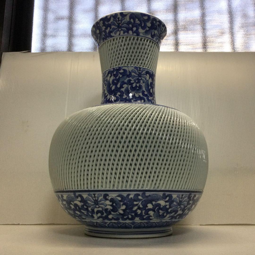 ☆値下げ！有田焼　網目　花瓶　壺　青　白　陶器　豪華！昭和レトロ
