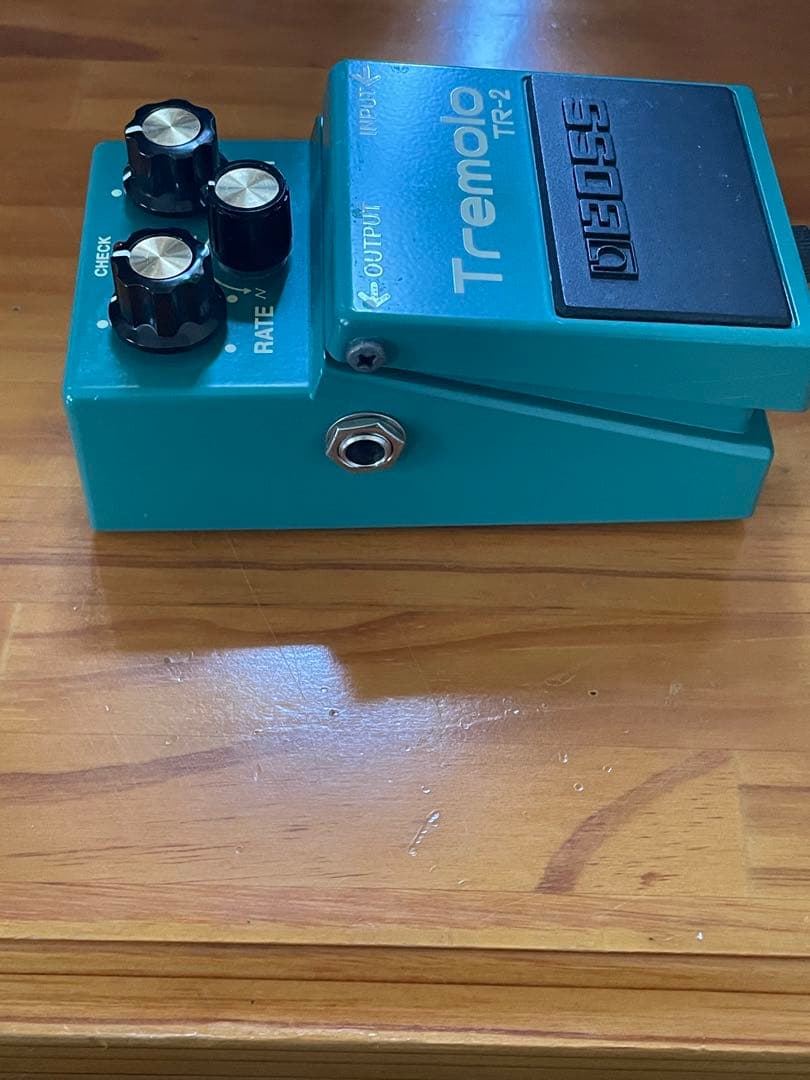 ギター BOSS Tremolo TR-2