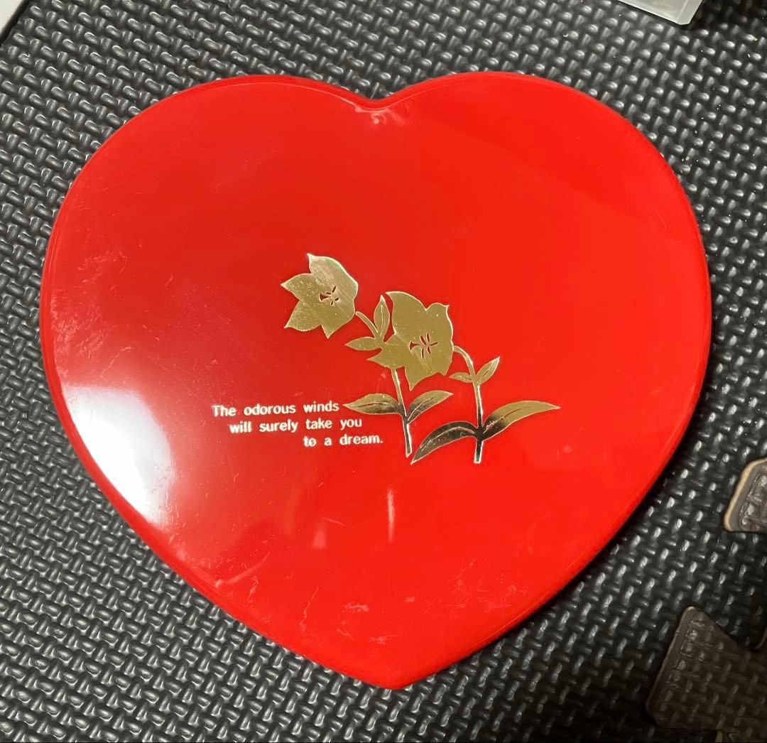 【訳あり】新品未使用 ハート型 ギフトボックス プレゼントボックス 130個