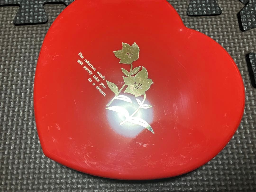 【訳あり】新品未使用 ハート型 ギフトボックス プレゼントボックス 130個